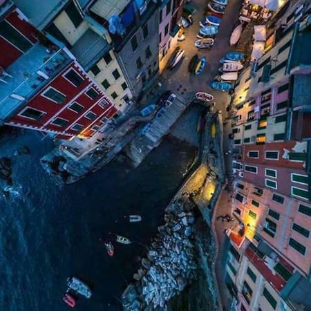 Ca'La Luna - In Centro Con Terrazza Riomaggiore Buitenkant foto
