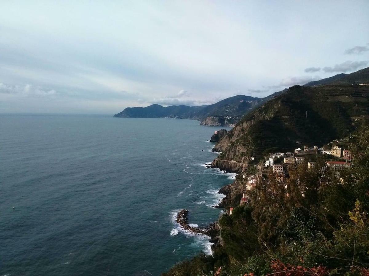 Ca'La Luna - In Centro Con Terrazza Riomaggiore Buitenkant foto